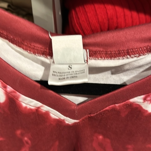 Mia Belle Girls adult size S maroon/white tie dye pajamas. NWT - Picture 3 of 5